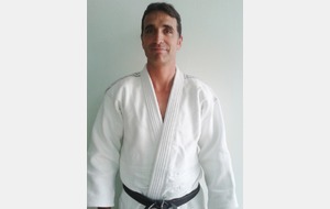 Gonzalez Thierry CN 1er Dan 1986 2ème Dan 1994 3ème Dan (2010) Enseignant Ju Jitsu CQP Moniteur  de Judo Ju Jitsu